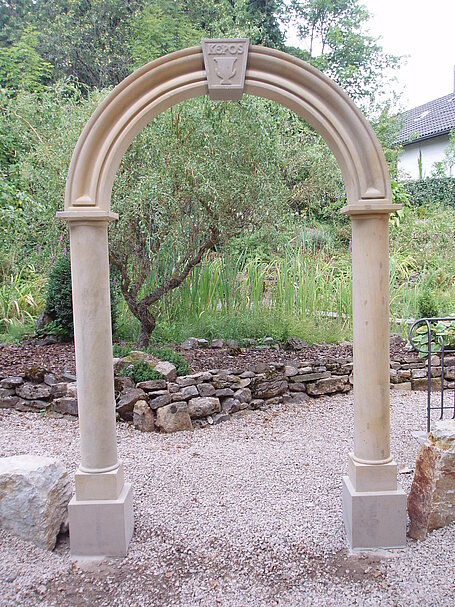 Türbogen aus Udelfanger Sandstein