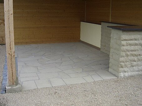 Polygonalplatten aus Udelfanger Sandstein