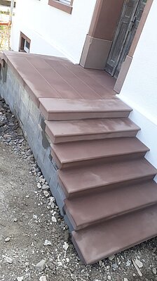Treppenanlage aus Rotsandstein