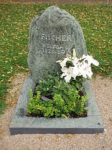 Urnengrabanlagen aus Spaltmaterial / Sandstein / Basalt