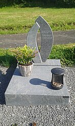 Urnengrabanlagen mit Denkmal
