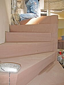 Treppenanlage aus Rotsandstein